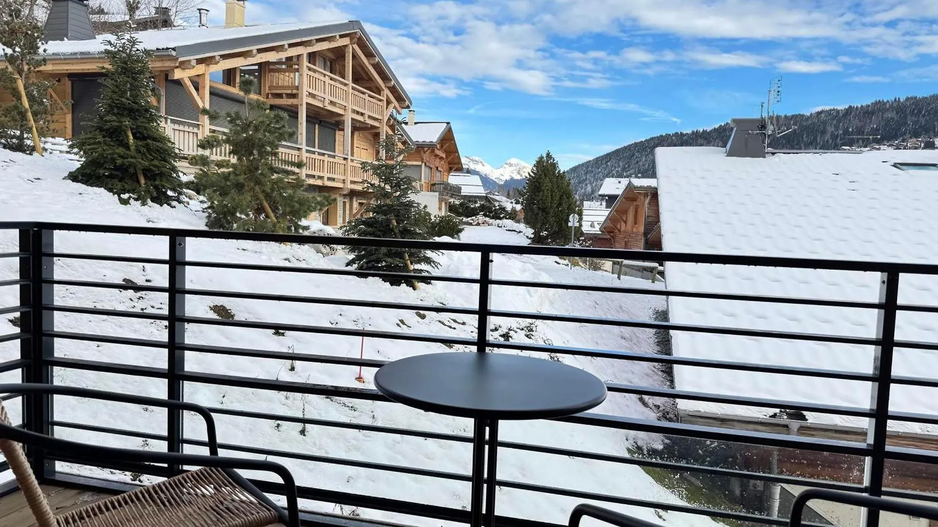 Appartement Moderne Aux Gets Avec Parking Et Wifi Proche Centre - Fr-1-623-133 Les Gets 0*,